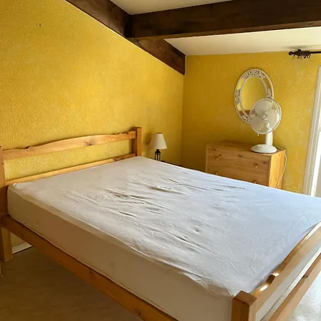 Maison T2 + Dans Avec Piscine *